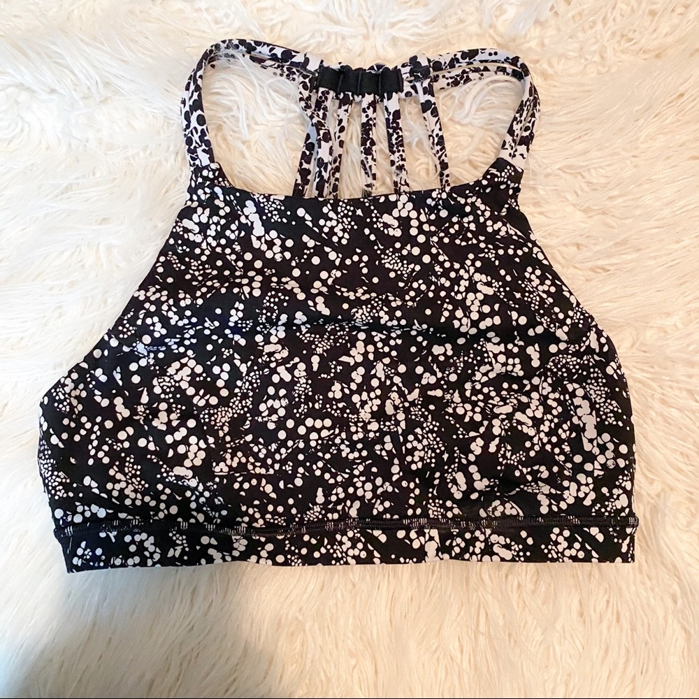 High Neck Lululemon Sports Bra Sz 6